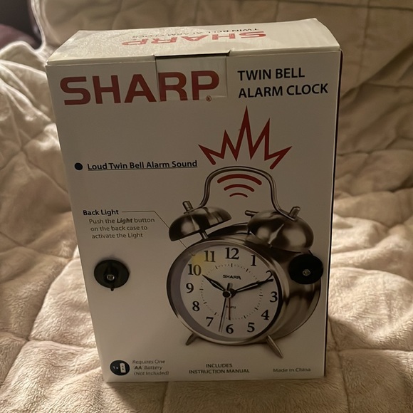 Sharp Twin bell alarm clock. Loud twin bell alarm touch activated clock. - Picture 2 of 5